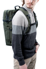 VEO SELECT 45 Camera Backpack - Green